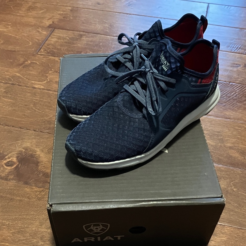 Ariat Fuse